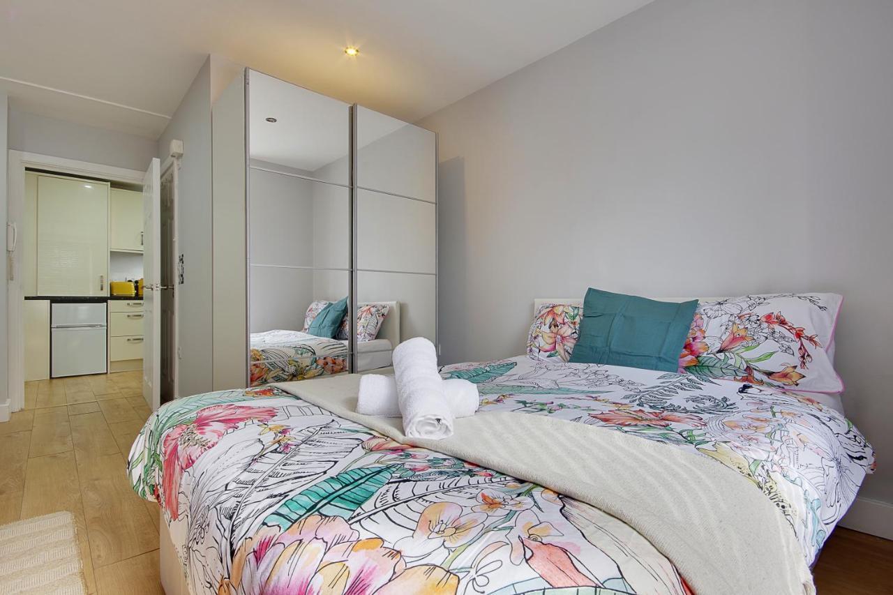 Turay Court Holiday Apartments Bournemouth Exterior foto