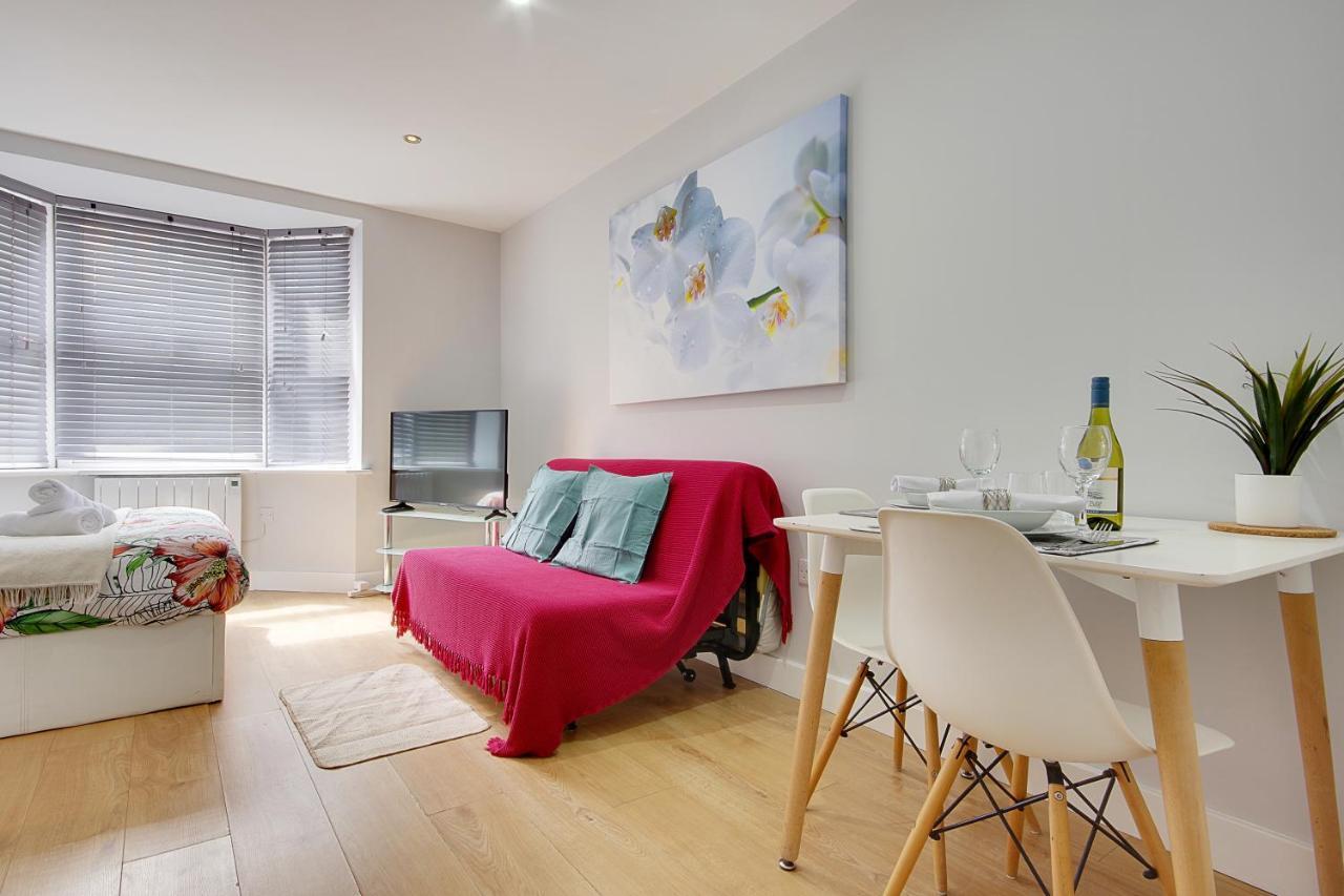 Turay Court Holiday Apartments Bournemouth Exterior foto