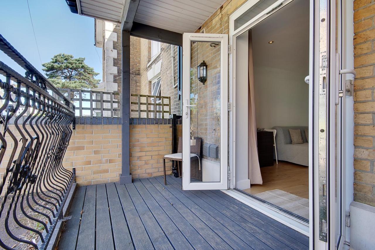 Turay Court Holiday Apartments Bournemouth Exterior foto