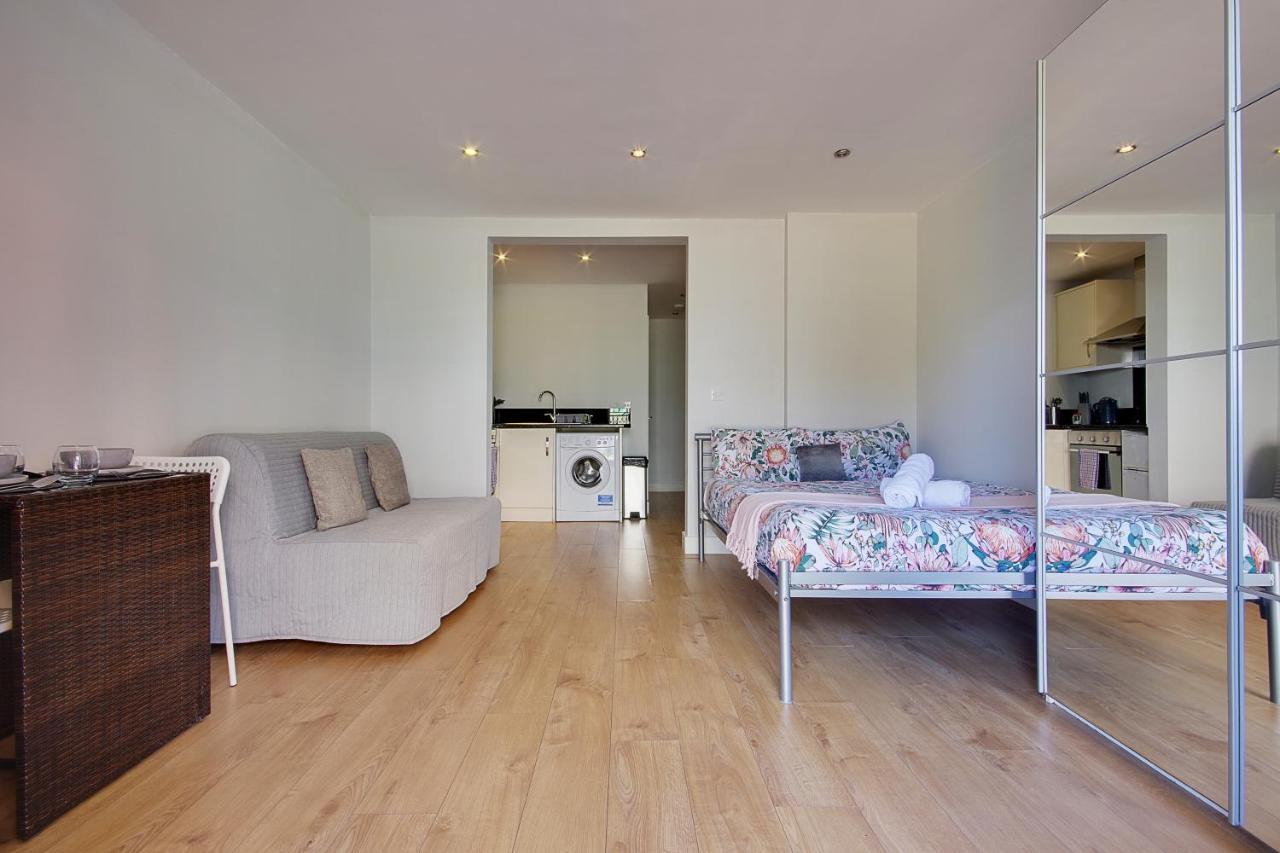 Turay Court Holiday Apartments Bournemouth Exterior foto