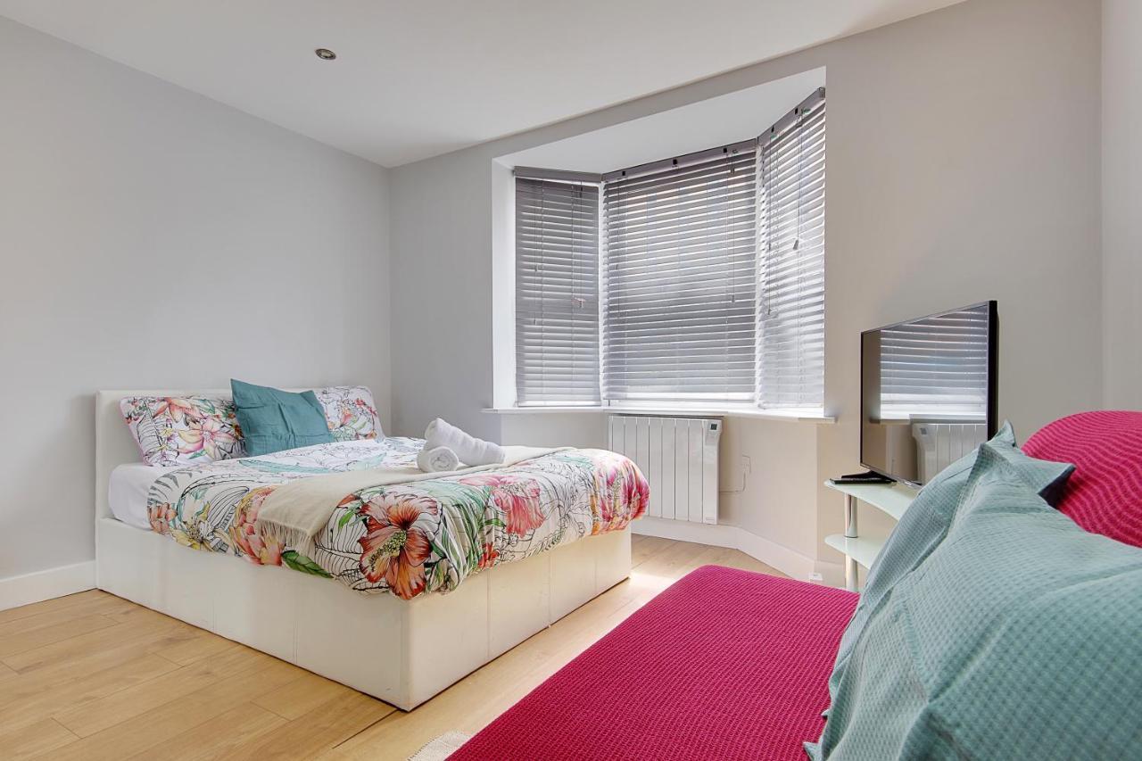 Turay Court Holiday Apartments Bournemouth Exterior foto